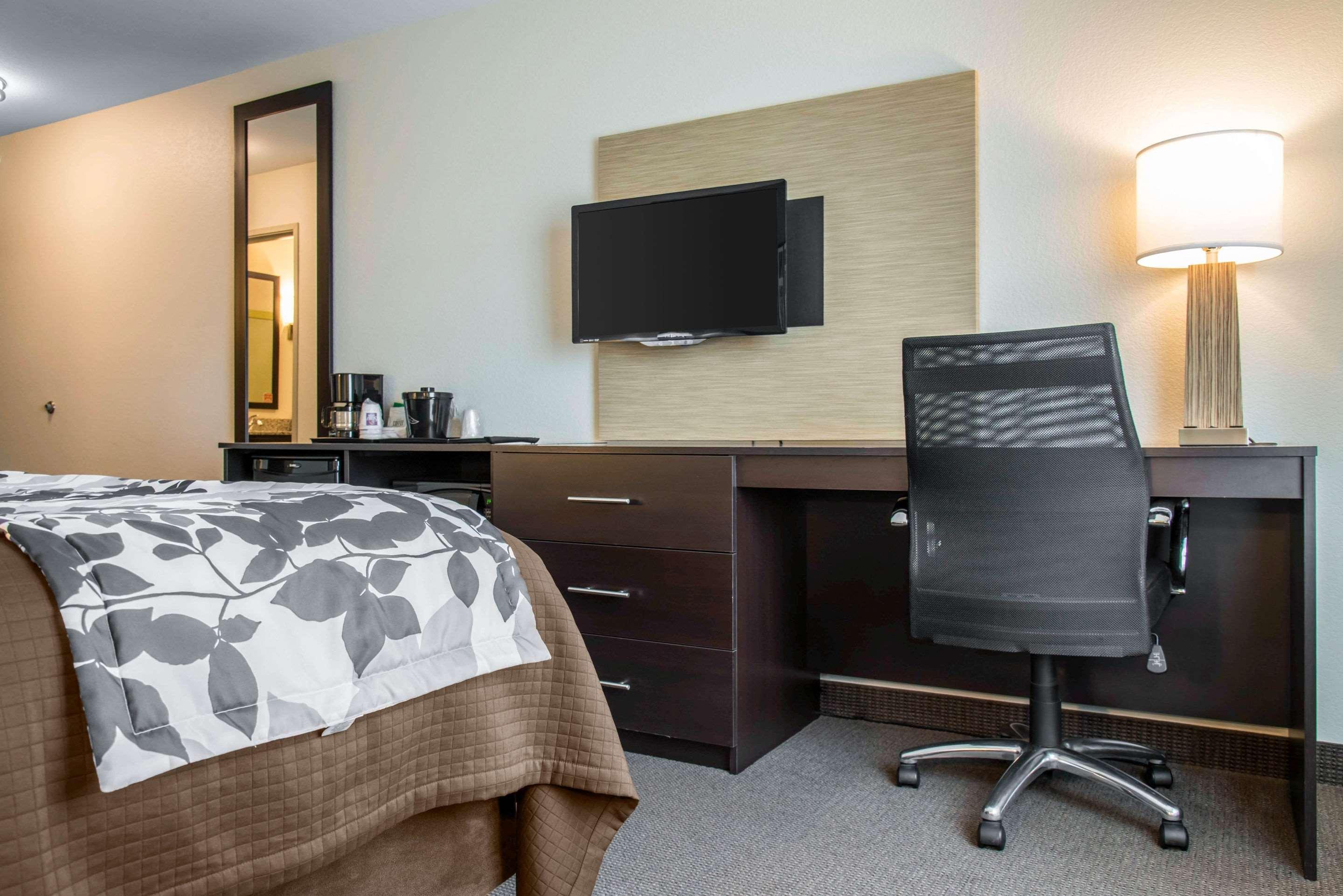 Sleep Inn & Suites Marshall - University Area Exteriér fotografie