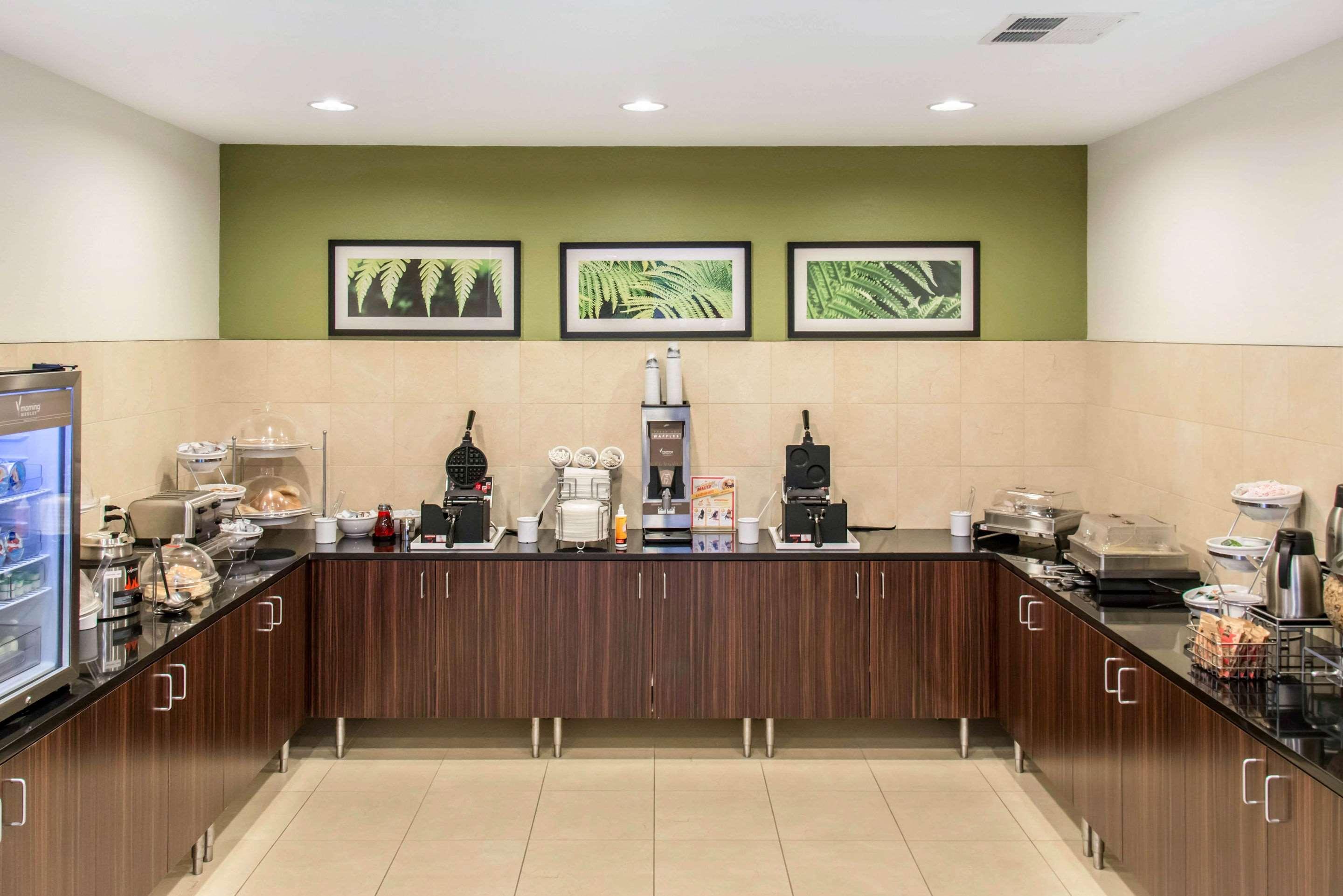 Sleep Inn & Suites Marshall - University Area Exteriér fotografie
